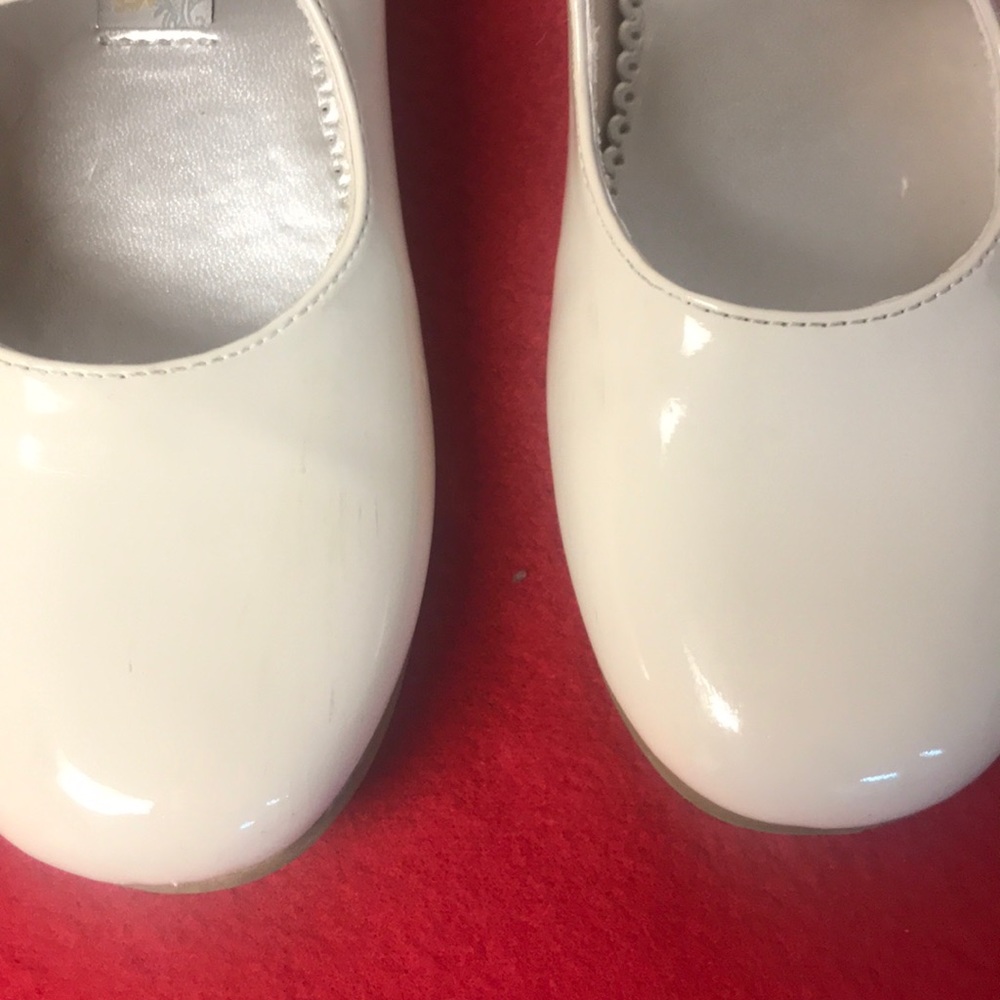 Girl’s Mary Jane shoes - Picture 5 of 5